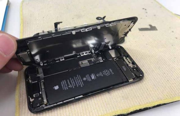 ガラス割れ 液晶修理