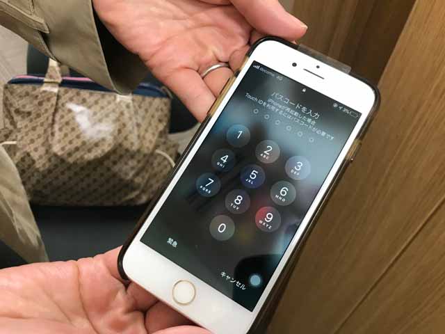 画面が真っ暗　修理済み