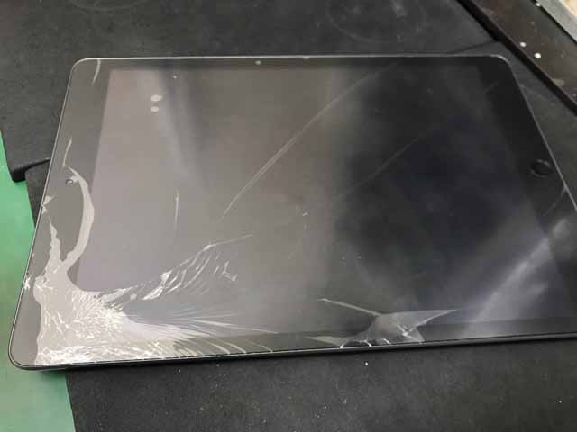 ipadガラス割れ修理