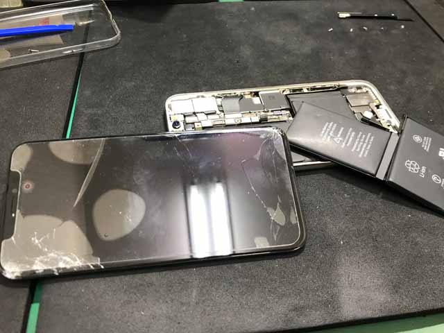 バッテリー膨張