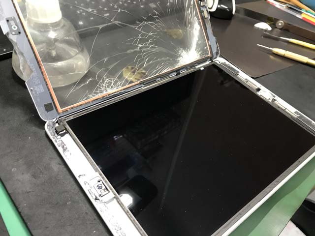 iPhone修理 アイスマ松本 ipad7 ガラス割れ