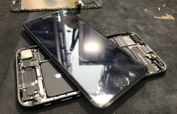 iPhone修理 アイスマ松本 パネル交換
